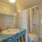Hébergement de vacances Group House With 3 For Family