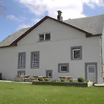 Group House With 3 For Family
