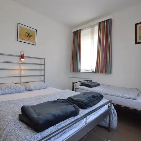 Vakantiehuis Group House With 3 For Family