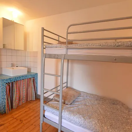 Vakantiehuis Group House With 3 For Family Amel