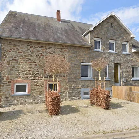 Group House With 3 For Family