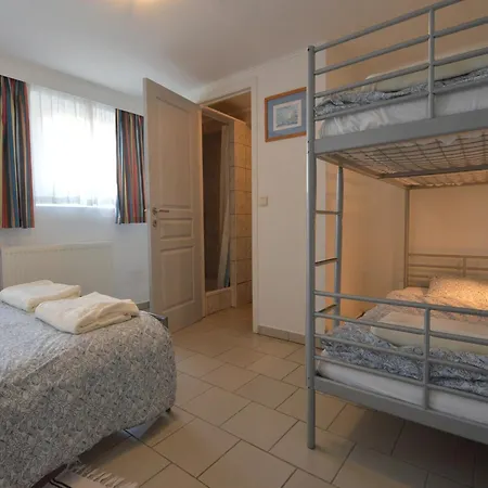 Vakantiehuis Group House With 3 For Family *