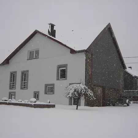 Group House With 3 For Family * Amblève